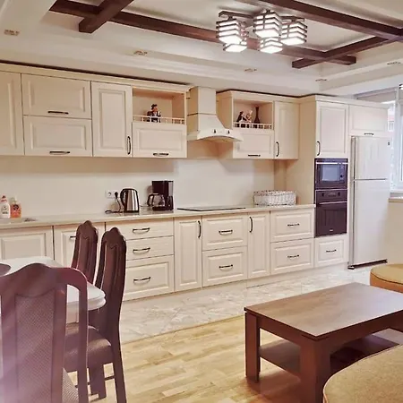 Apartment Stunning New Design Next To Park *