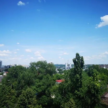 Stunning New Design Next To Park * Chişinău